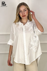 Skjorte med broderi blomst - Ingen returret - ITFEB25